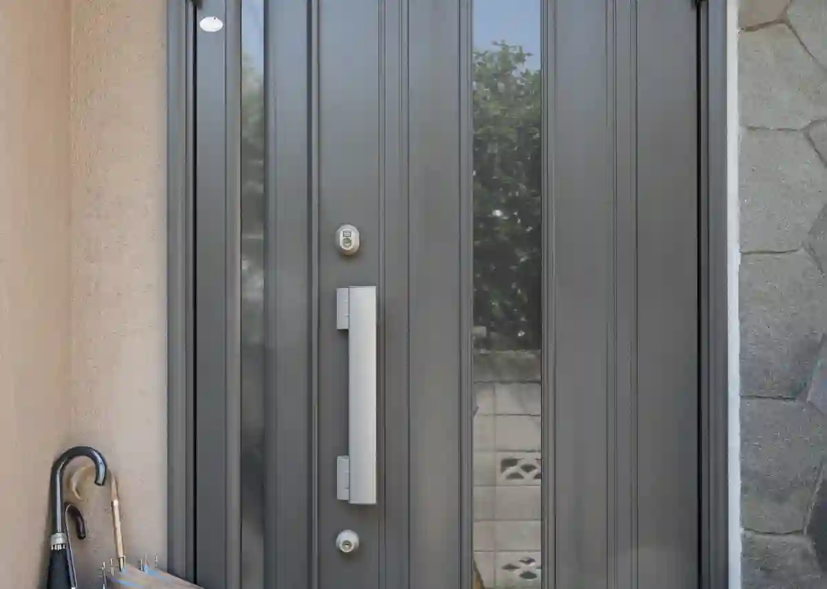 Cerradura para puerta de aluminio