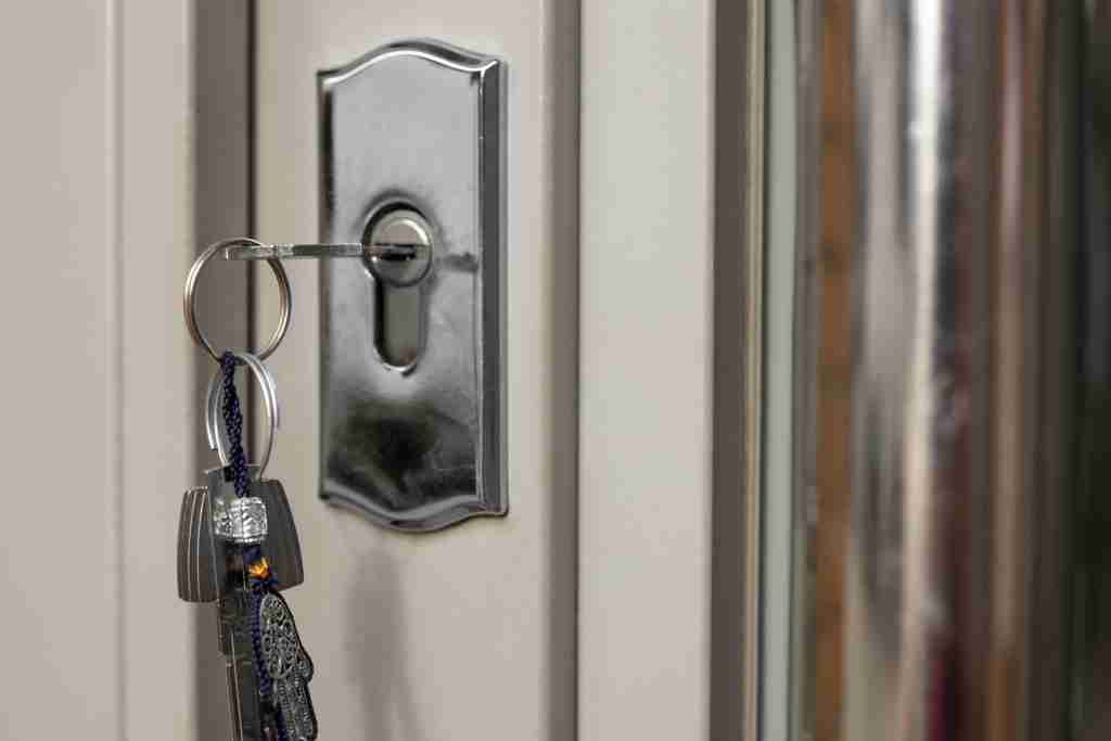 Metallic key door lock 3 1